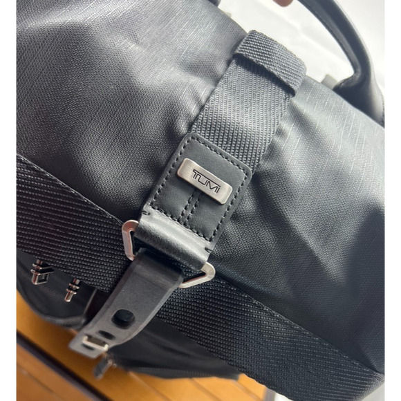 TUMI ALPHA BRAVO "Luke" Roll-Top Backpack Bag Silver Ballistic Nylon 223388RS2 - Picture 8 of 15